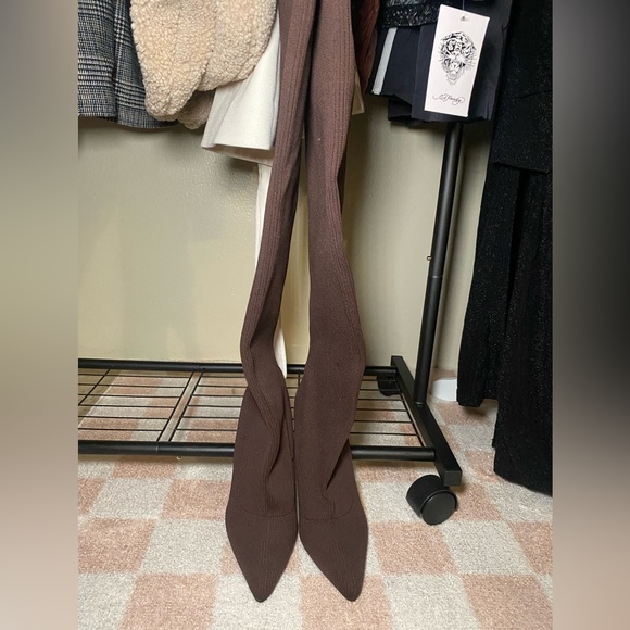 Brown over the knee sock boot. - Picture 4 of 4